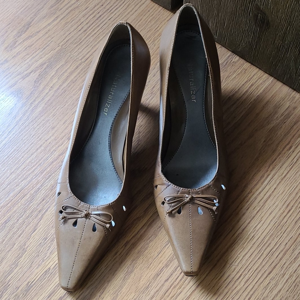Naturalizer square toe high heels